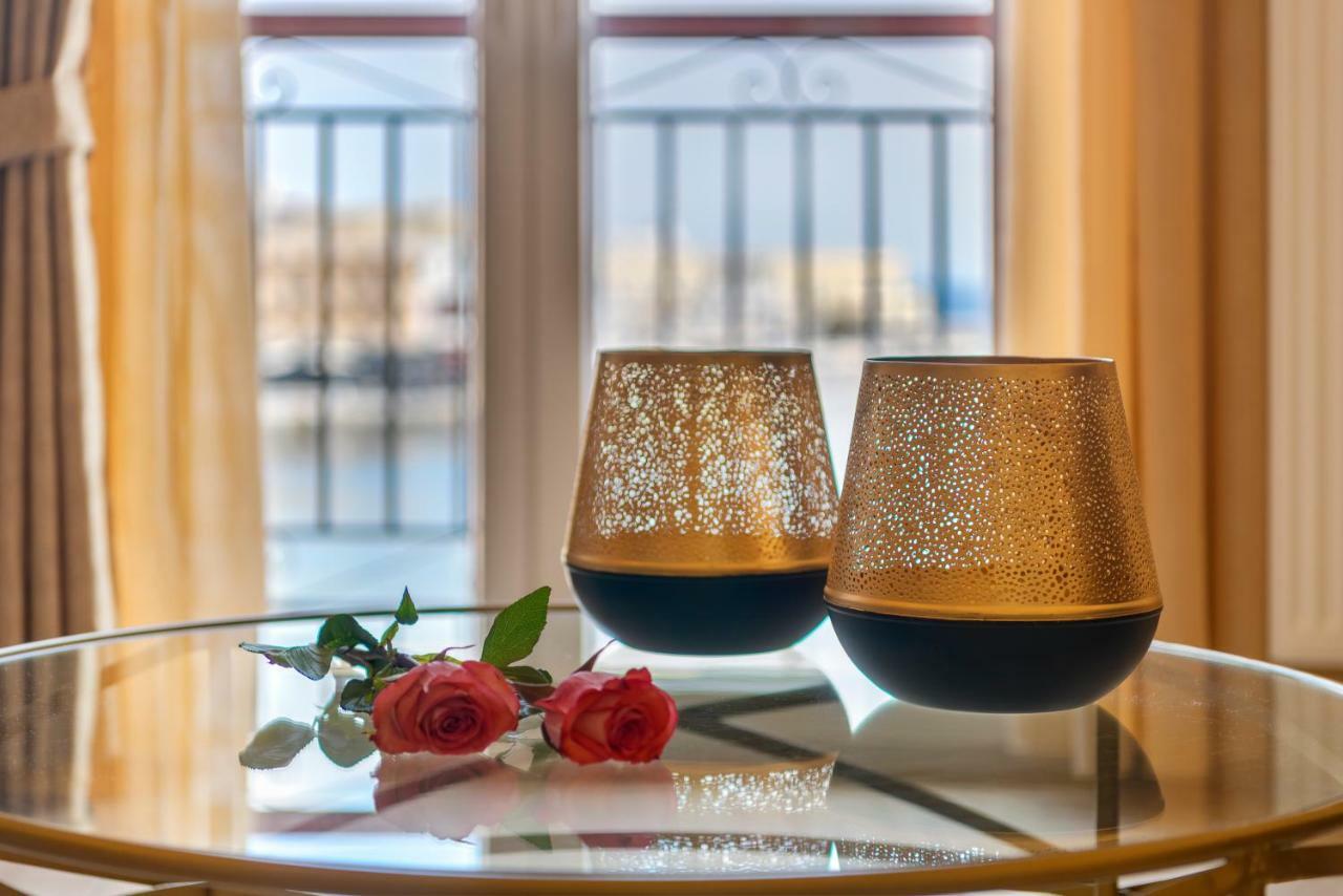 Anaria Gold Suite Ермополи Екстериор снимка
