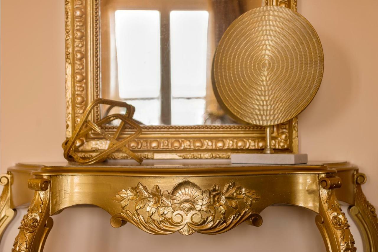 Anaria Gold Suite Ермополи Екстериор снимка