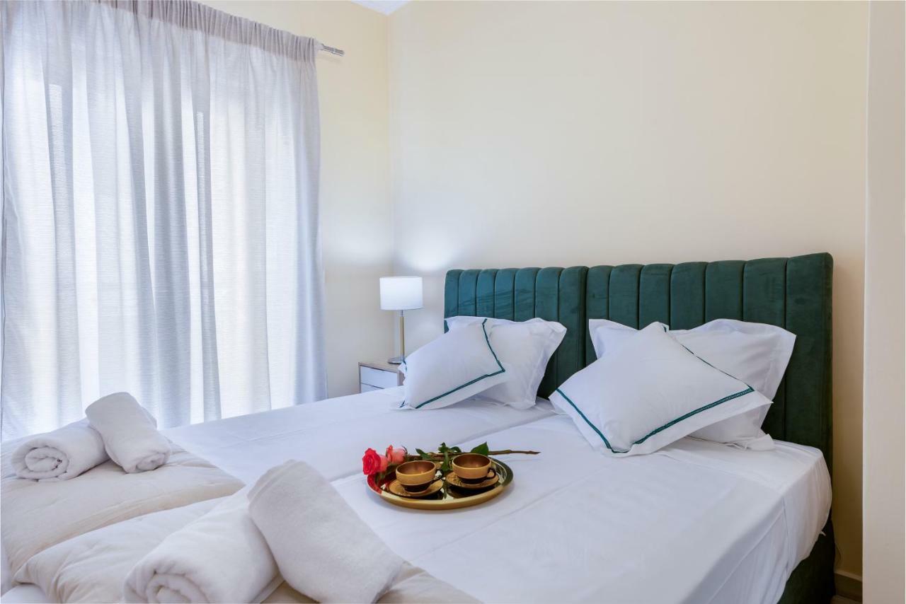 Anaria Gold Suite Ермополи Екстериор снимка